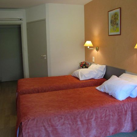 Hotel Chante-Perdrix แซ็ง-เอนีมี ภายนอก รูปภาพ